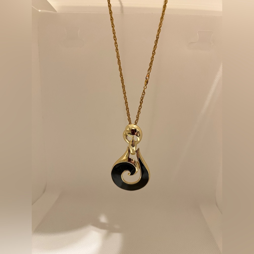 Golden and black swirl pendant necklace #goth #boho